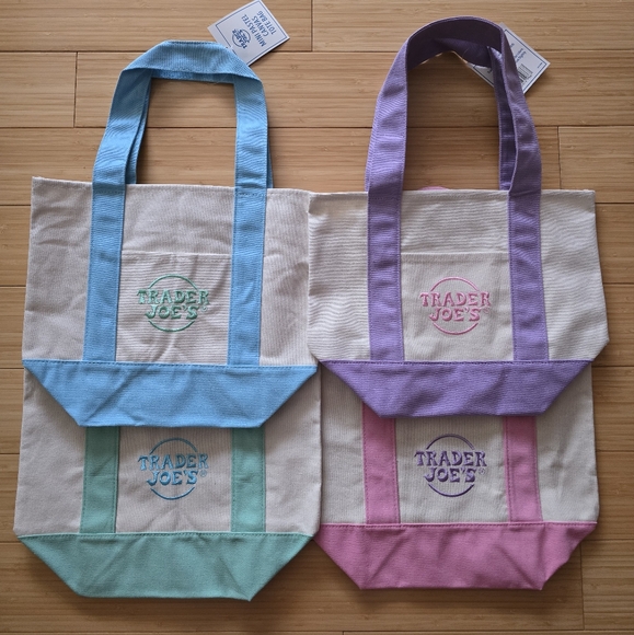 Trader Joes Pastel Mini Tote Bags Set NWT - Picture 1 of 2